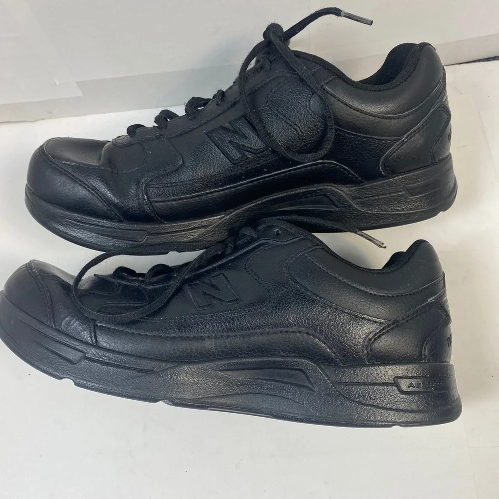 New Balance MW576BK 576 Walking Shoes Mens 10 4E Black Leather‎ ABZORB Wide